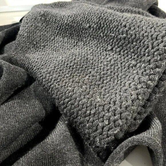 Co PF/15 Grey Cropped Bell-Sleeve Wool Pullover - Picture 5 of 7